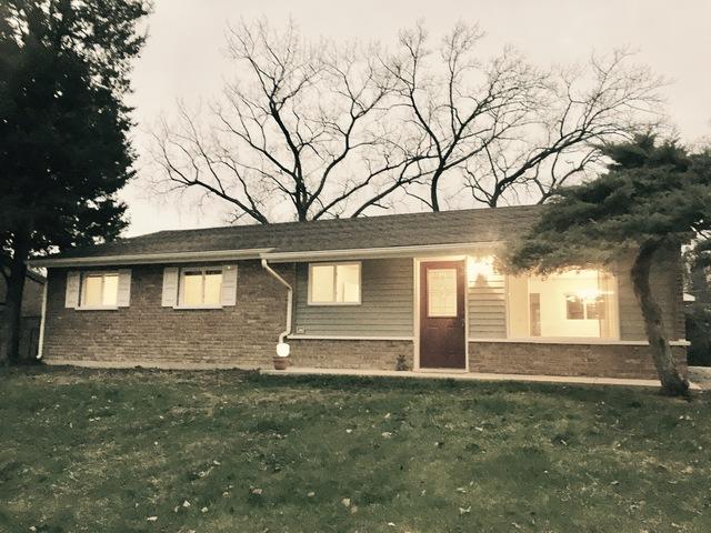 152 Fairwood Dr., Bolingbrook, IL 60440