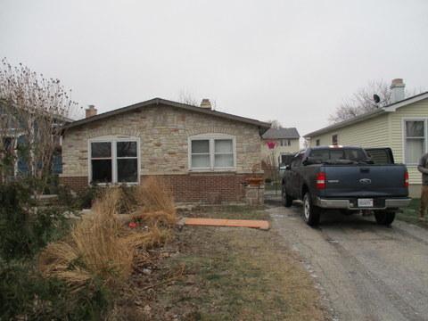331 Lawn Ter., Round Lake, IL 60073