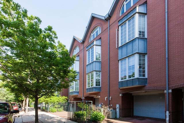 851 W Gunnison St. #O, Chicago, IL 60640