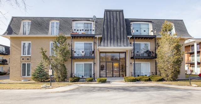10308 Circle Dr. #104, Oak Lawn, IL 60453