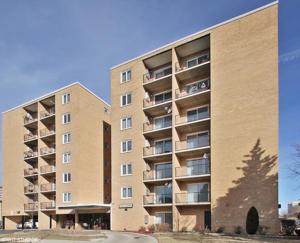 5332 N Delphia Ave. #406, Chicago, IL 60656