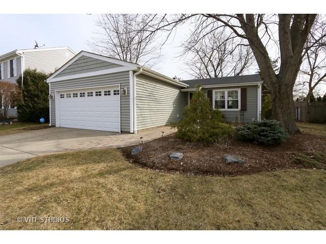 307 Albert Dr., Vernon Hills, IL 60061