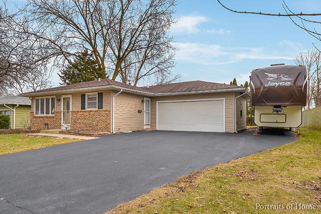 328 Sharon Ln., North Aurora, IL 60542