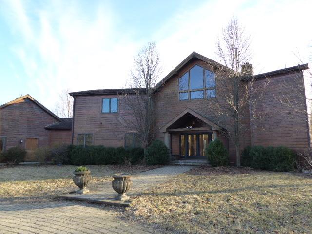 6 Tricia Ln., Barrington Hills, IL 60010