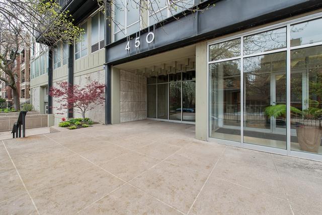 450 W Briar Pl. #7D, Chicago, IL 60657