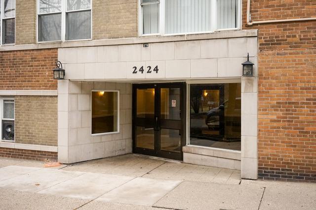 2424 W Estes Ave. #4B, Chicago, IL 60645