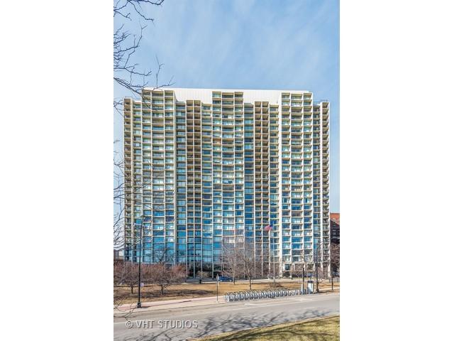 3200 N Lake Shore Dr. #2107, Chicago, IL 60657