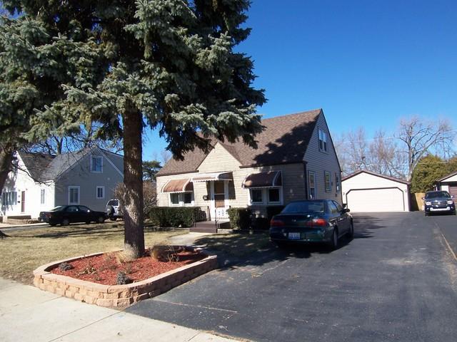 304 E Palmer Ave., Northlake, IL 60164