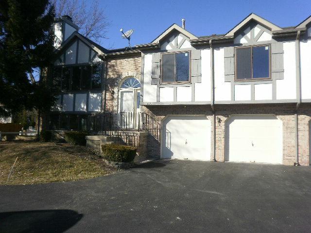 2303 Olde Mill Rd., Plainfield, IL 60586