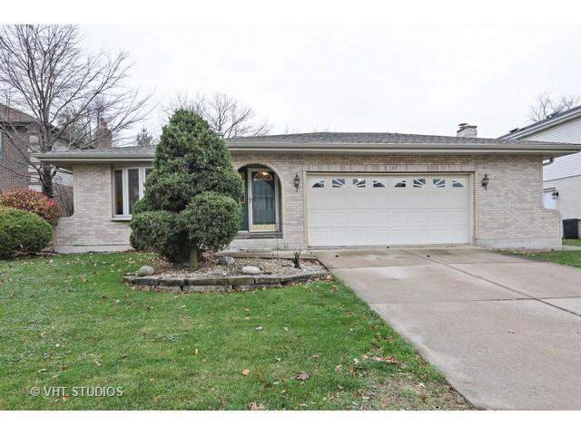 147 Washington Ct., Westmont, IL 60559