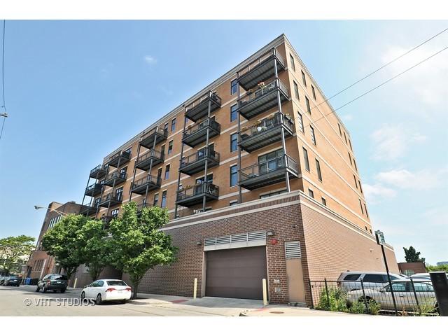 725 N Aberdeen St. #405, Chicago, IL 60642