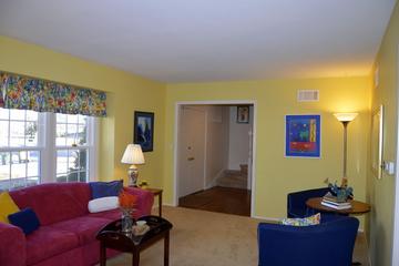 505 Fairlawn Ave., Libertyville, IL 60048