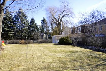 505 Fairlawn Ave., Libertyville, IL 60048