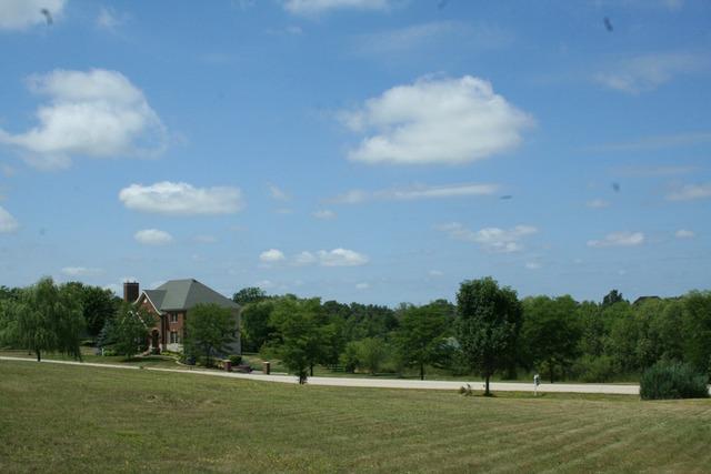 8 W Prairie Ct., Hawthorn Woods, IL 60047