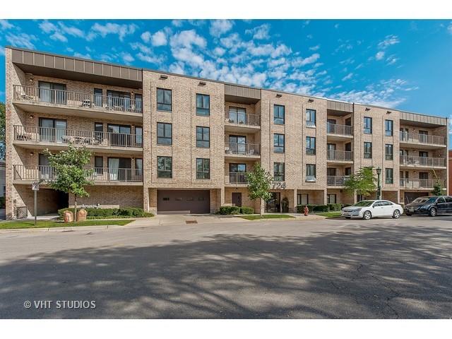 724 12th St. #310, Wilmette, IL 60091