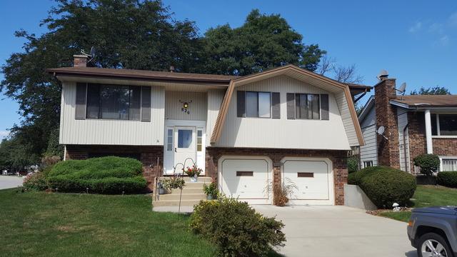 820 Brentwood Ct., Schaumburg, IL 60193