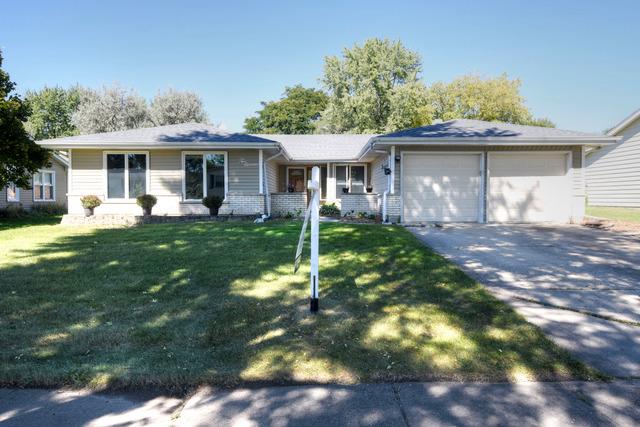 211 Circle Ave., Bloomingdale, IL 60108