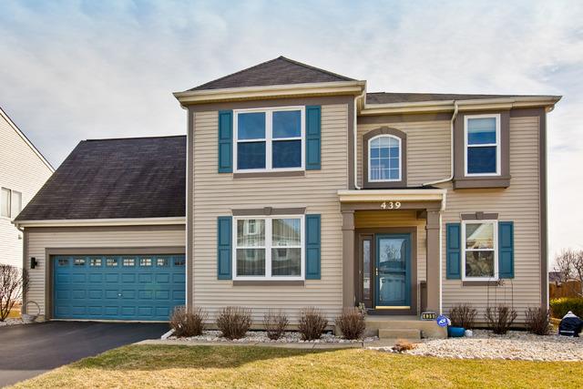 439 W Cambria Dr., Round Lake, IL 60073