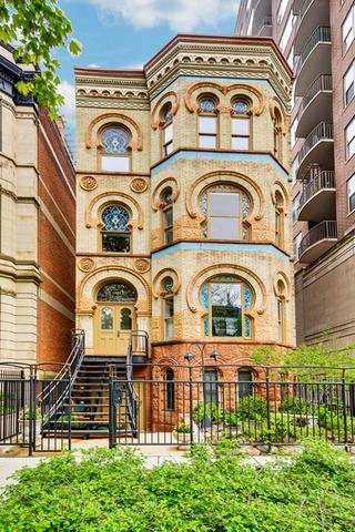 1325 N Dearborn Pkwy. #2, Chicago, IL 60610