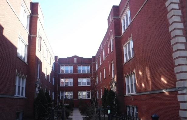 1301 E 71st Pl. #4, Chicago, IL 60619