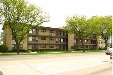 4805 N Harlem Ave. #3, Chicago, IL 60656