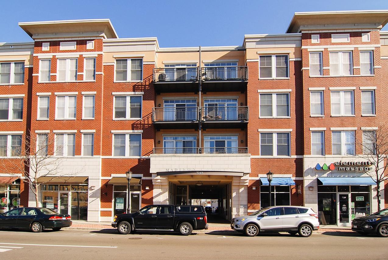 7243 Madison St. #316, Forest Park, IL 60130