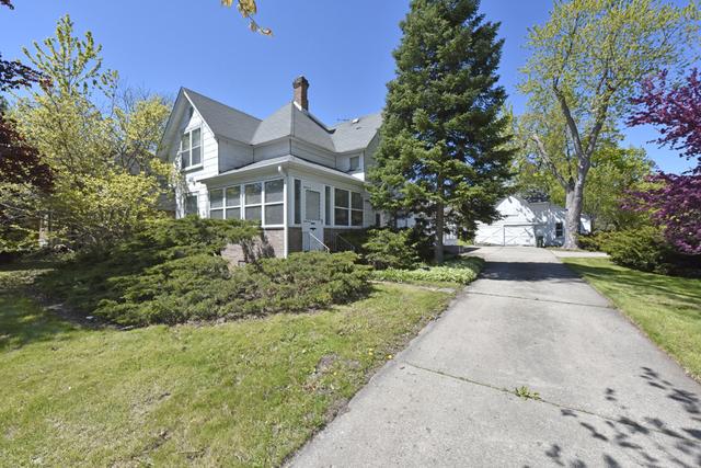 4118 Old Grand Ave., Gurnee, IL 60031