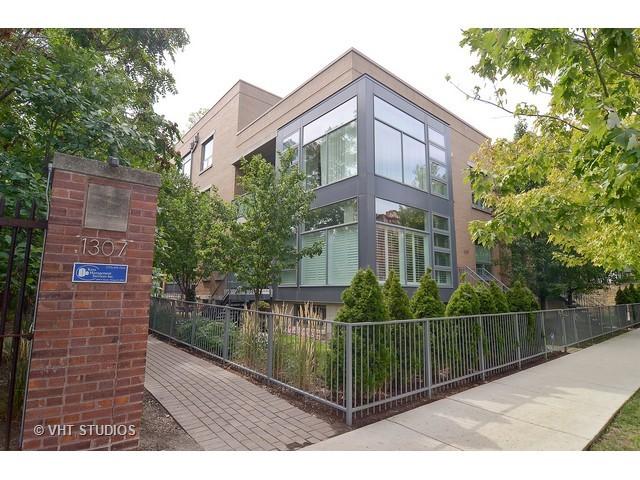 1307 W Wrightwood Ave. #303, Chicago, IL 60614