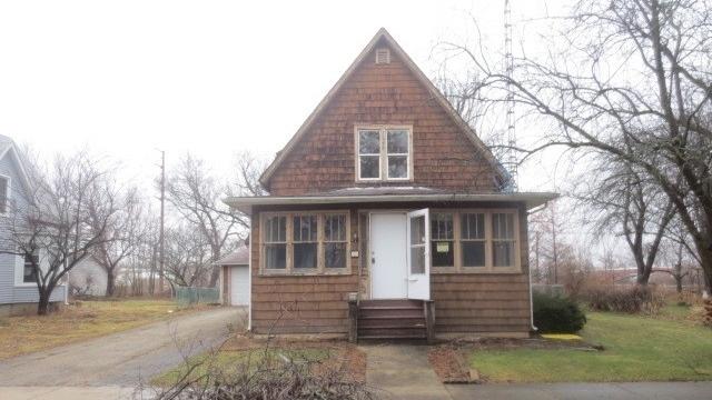 208 Evans Ave., Dekalb, IL 60115