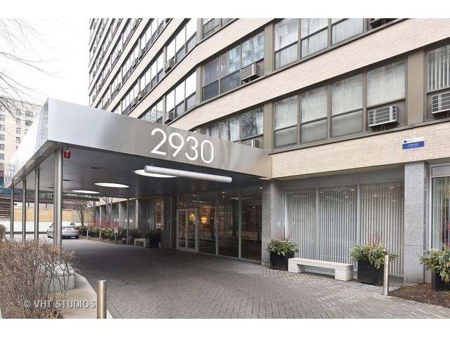 2930 N Sheridan Rd. #612, Chicago, IL 60657