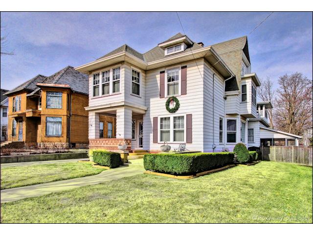 551 Garfield Ave., Aurora, IL 60506