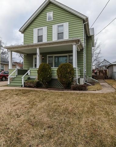 940 Liberty St., Aurora, IL 60505