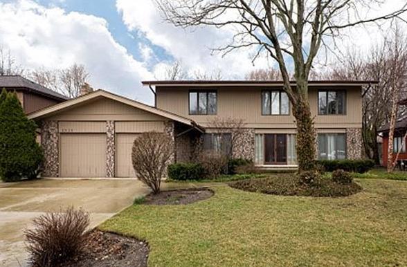 2030 Mallard Dr., Northbrook, IL 60062