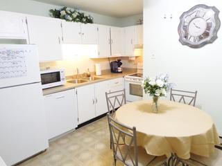 5350 Waterbury Ln. #1606-A, Crestwood, IL 60446