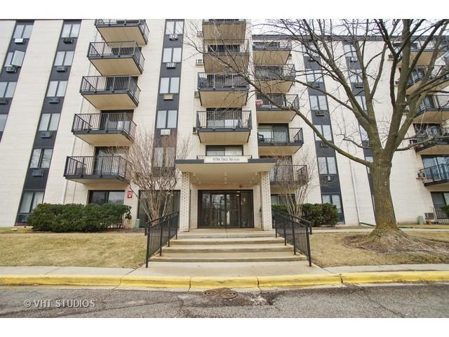 9701 N Dee Rd. #5A, Niles, IL 60714