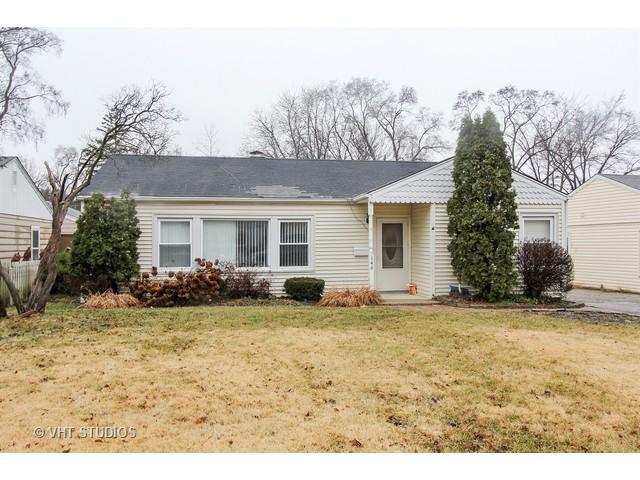 146 Walnut Ct., Mundelein, IL 60060