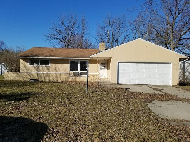 107 Caroline St., Holcomb, IL 61043