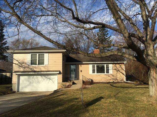 357 Parkside Dr., Sycamore, IL 60178