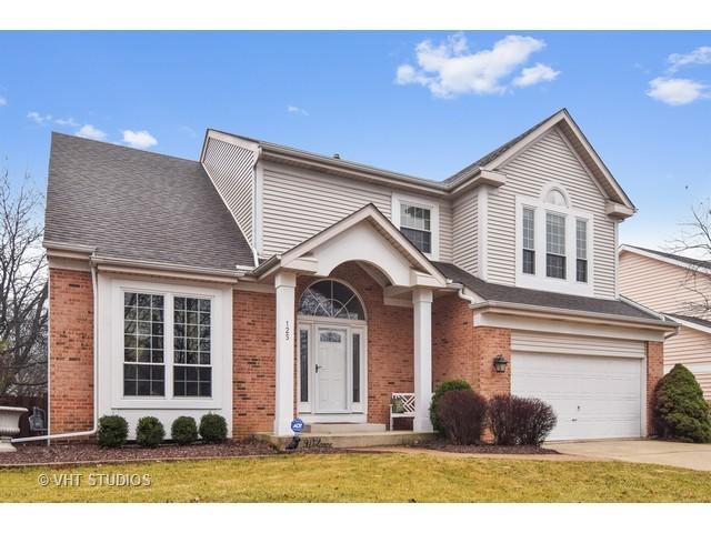 125 N Manchester Ln., Bloomingdale, IL 60108