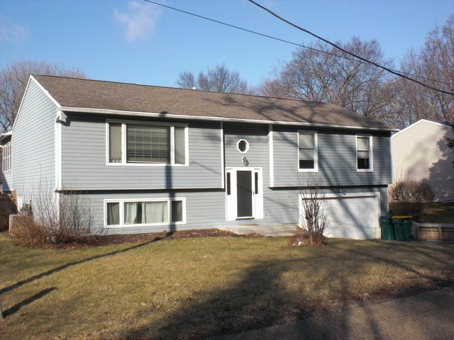 4005 Tulip St., Crystal Lake, IL 60014