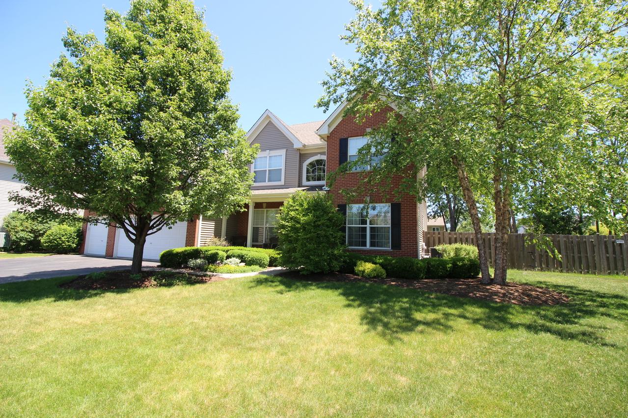1739 Driftwood Ct., Crystal Lake, IL 60014