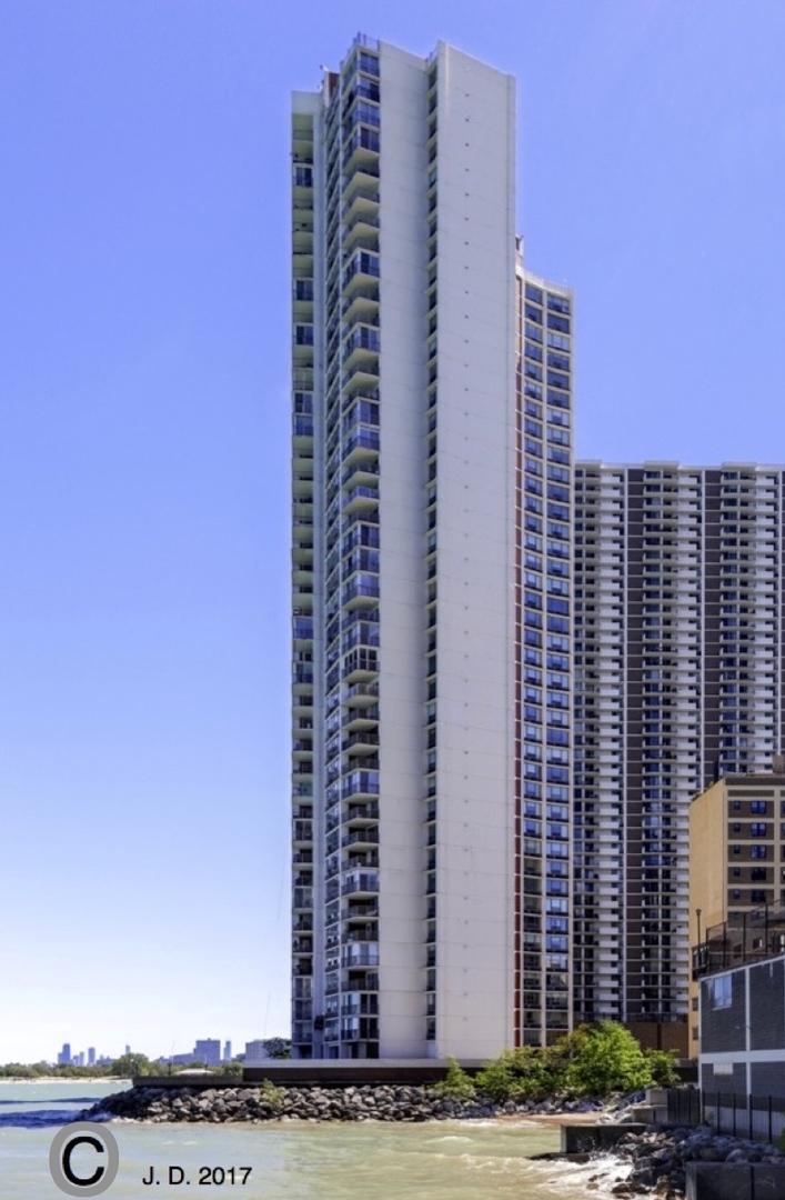 6101 N Sheridan Rd. #23A, Chicago, IL 60660