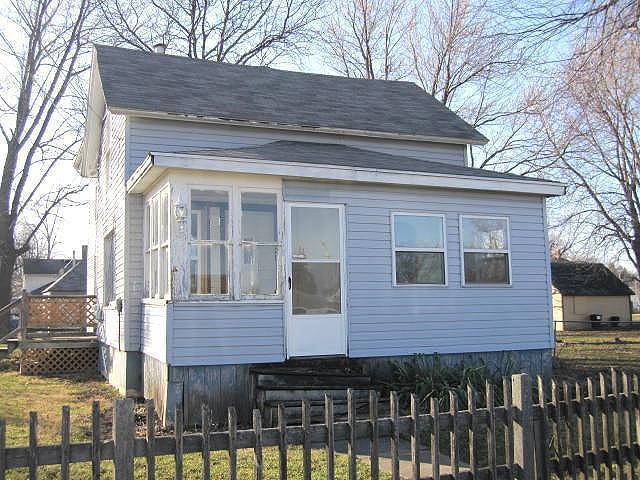 218 Harrington St., Paw Paw, IL 61353