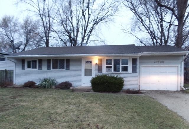 34W898 Clyde Pkwy., St. Charles, IL 60174