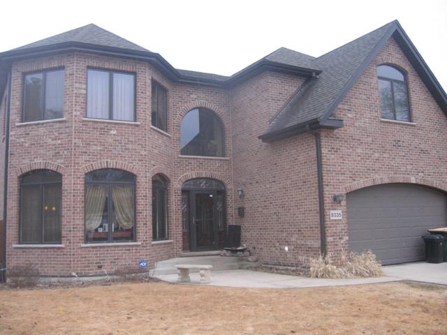 8335 N Osceola Ave., Niles, IL 60714