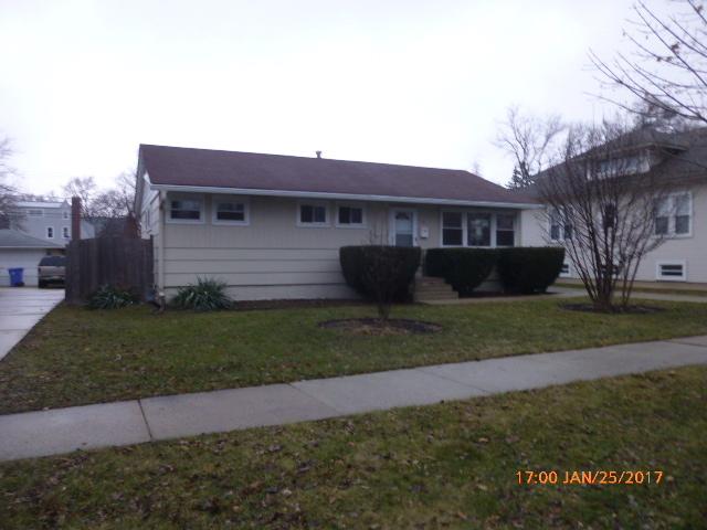 1338 Henry Ave., Des Plaines, IL 60016