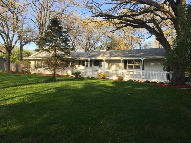 10619 Grover Oaks Rd., Roscoe, IL 61073