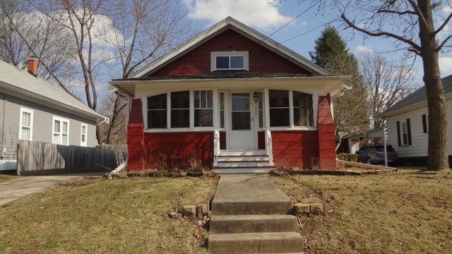 1026 Fifth St., Aurora, IL 60505