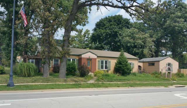 318 E Lincoln Ave., Hinckley, IL 60520
