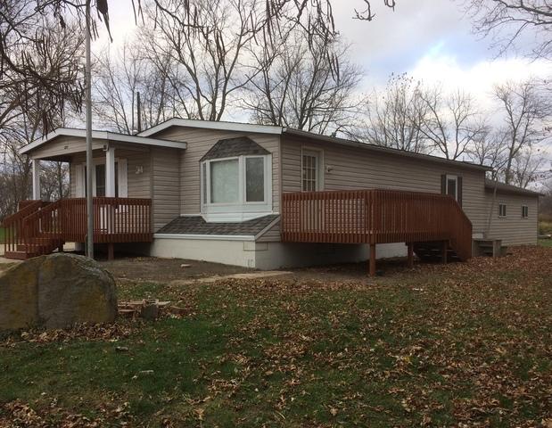 322 W Division St., Amboy, IL 61310